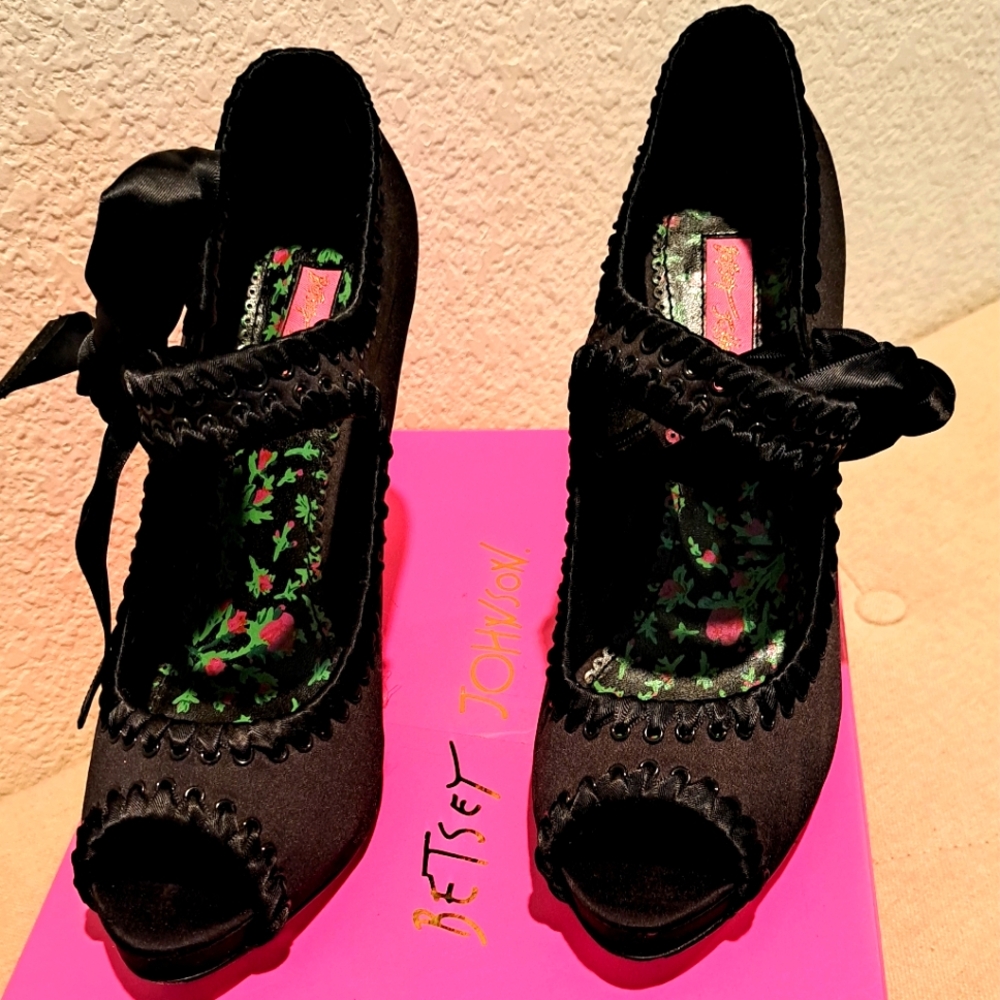 Betsy Johnson black satin peep toe pumps/high heels with bow tie closure.